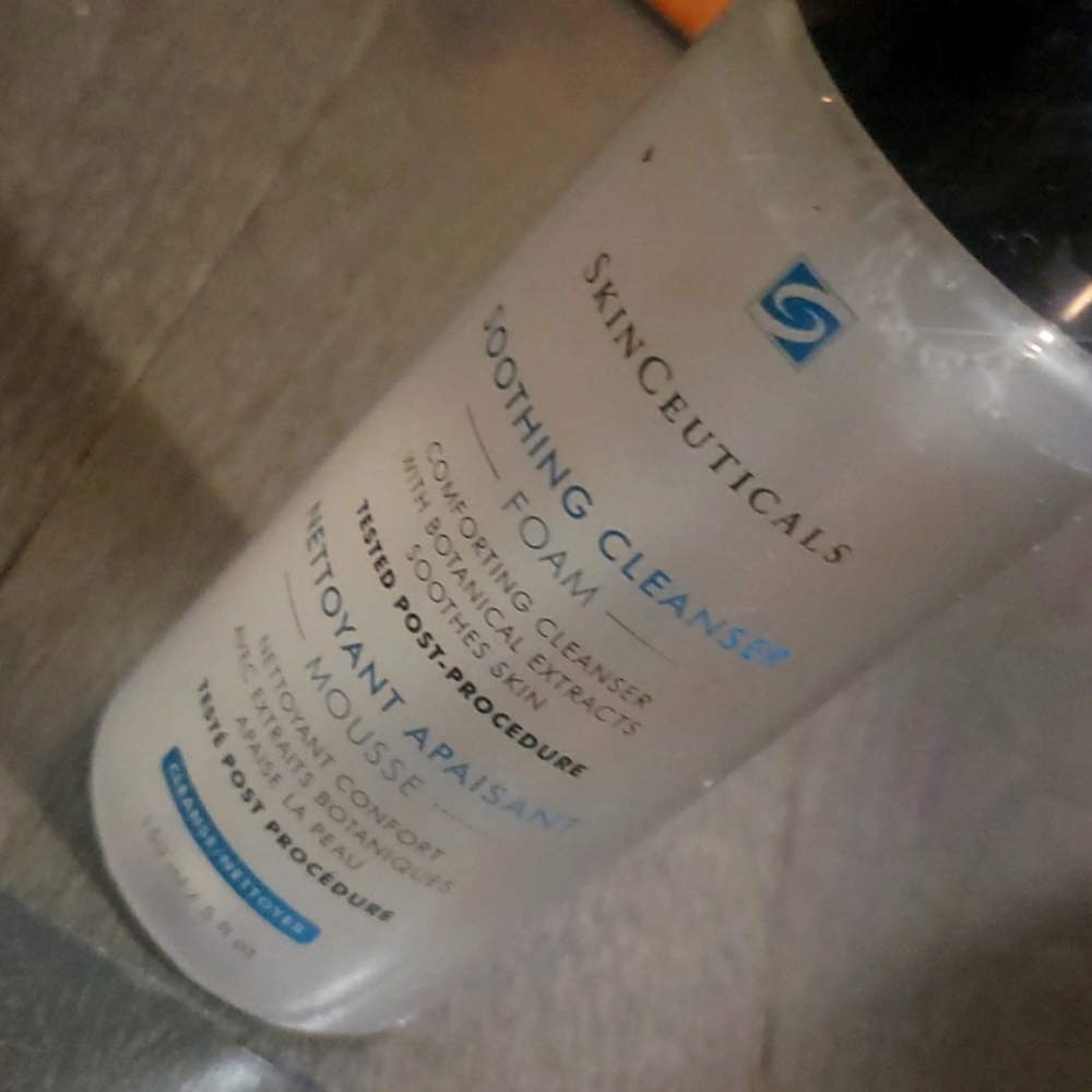 Skinceuticals soothing cleanser foam